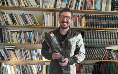 Erik Knudsen Promoted to Full Professor